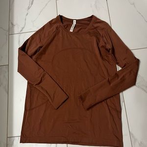 Lulu lemon swiftly long sleeve top EUC